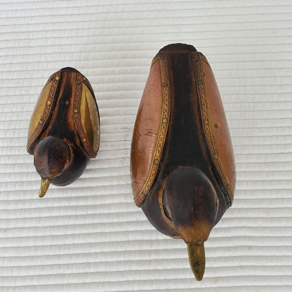 2 Ducks Brass Wood Figurines Bird Vintage 5.5"x4" & 3.5"x2.5" - Picture 6 of 13